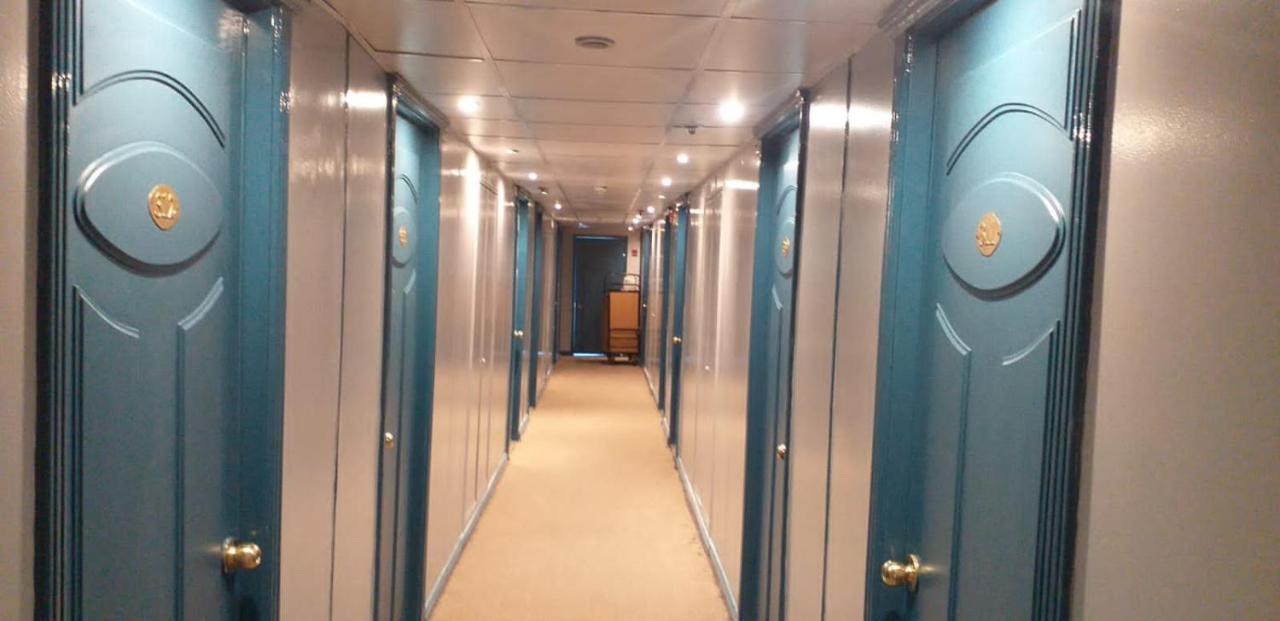 Hotel Ship Queen Isis Elminya Al Minya Exterior photo