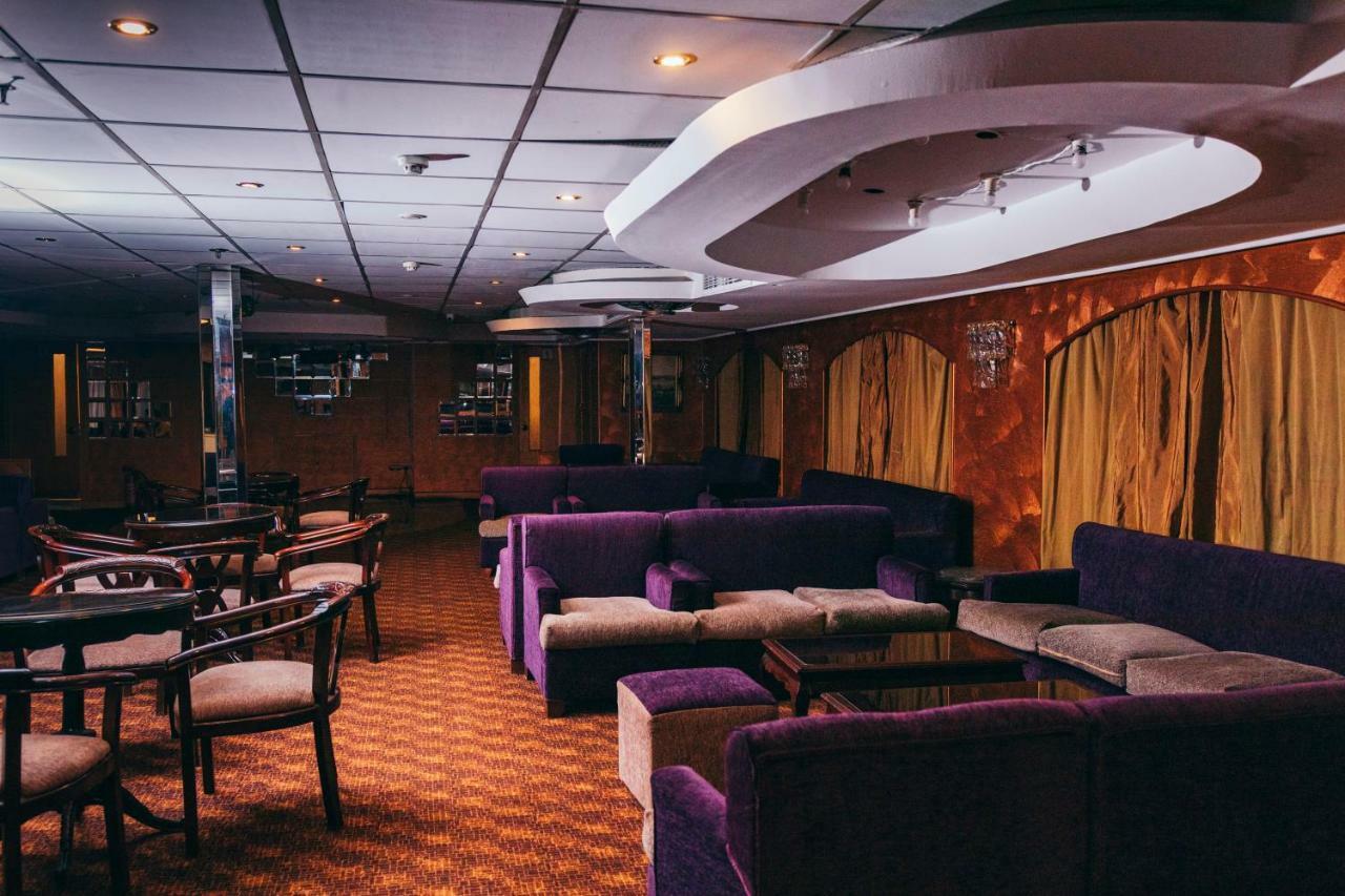Hotel Ship Queen Isis Elminya Al Minya Exterior photo